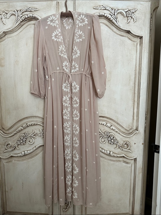Free People Dresses & Skirts - Free People Tan Maxi Dress with White Floral Embroidery